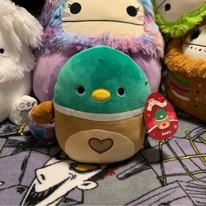 Squishmallows 8” Avery Valentines Mystery Squad